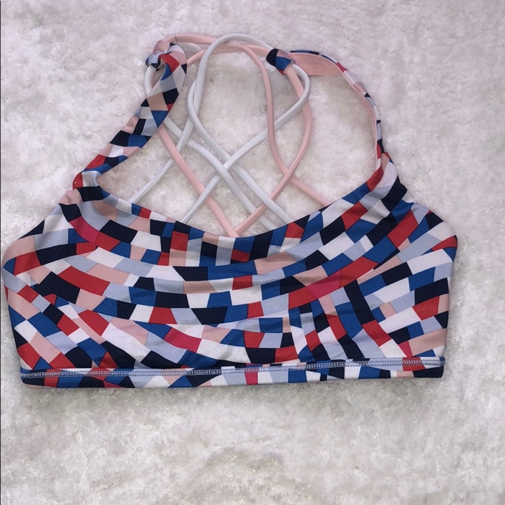Adorable lululemon sports bra!